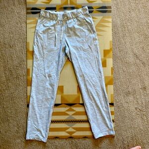 Lululemon size 4 pants